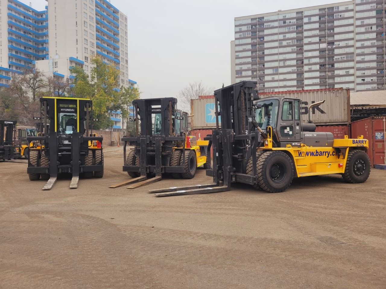 HYUNDAI 250D-7E imagen 2